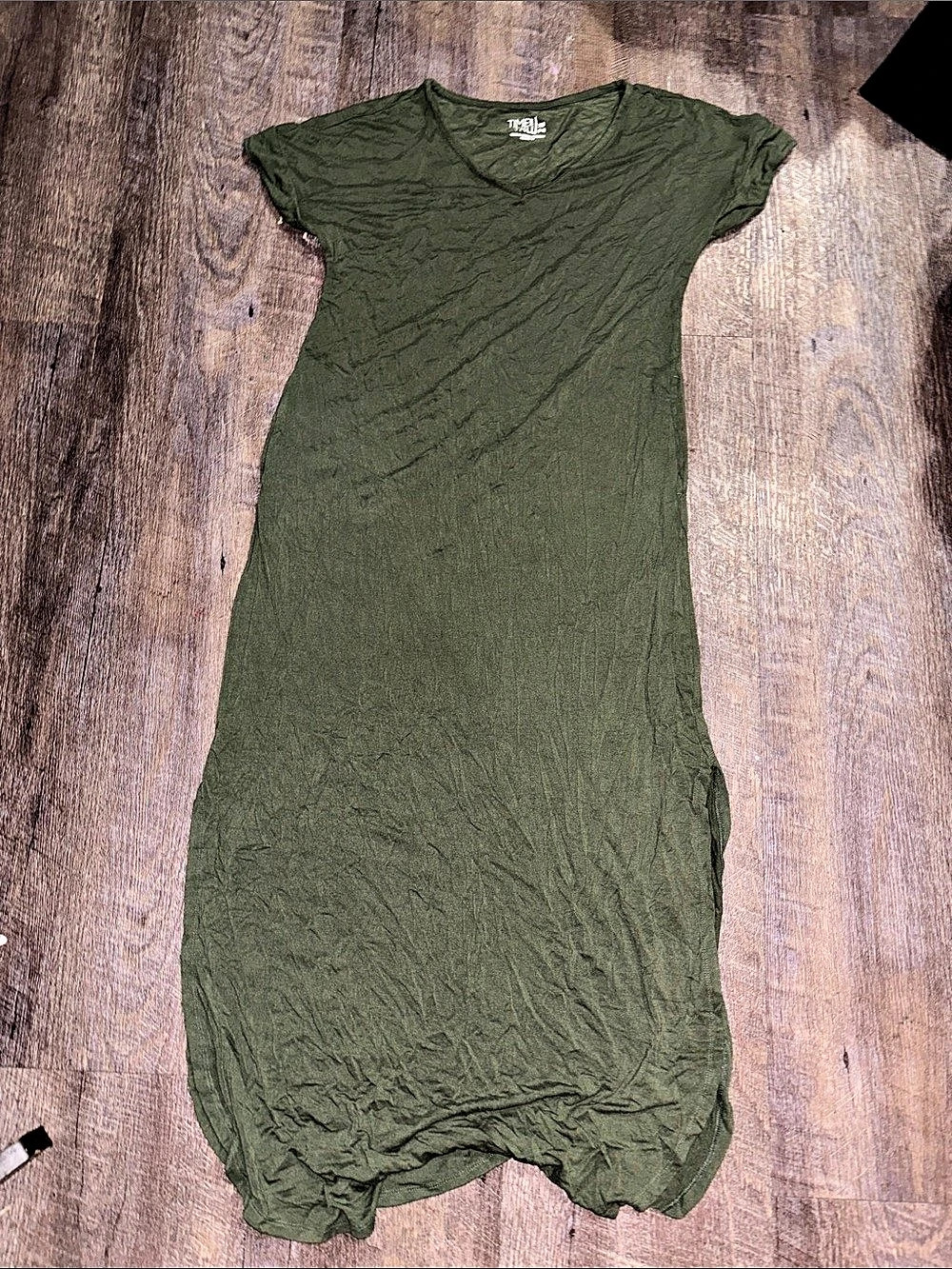 Time and Tru Women's Olive Green Midi Dress